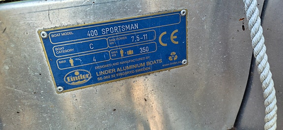 Linder Sportsman 400 – Yamaha 15 hk – 30-kärra – Garmin ekolod 3 of 9