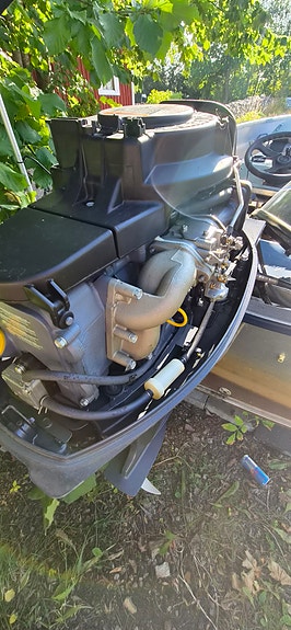 Linder Sportsman 400 – Yamaha 15 hk – 30-kärra – Garmin ekolod 6 of 9