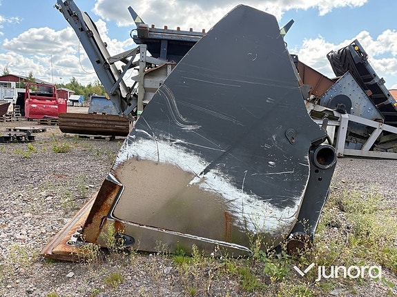 Högtippande flisskopa UFO Stora BM 2 of 22