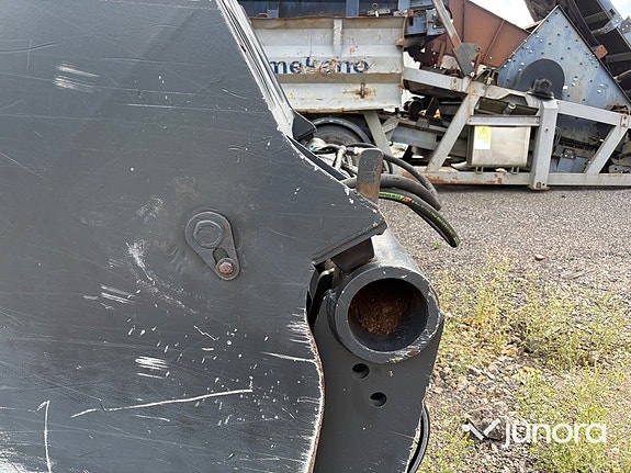 Högtippande flisskopa UFO Stora BM 13 of 22