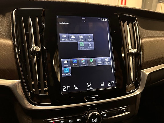 Volvo V90 Cross Country 26 of 30