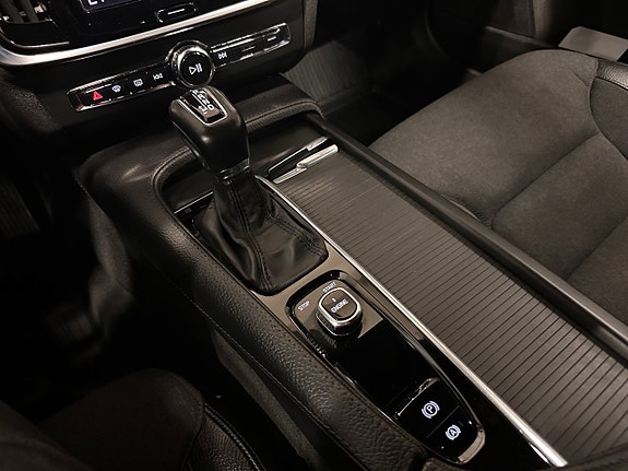 Volvo V90 Cross Country 29 of 30