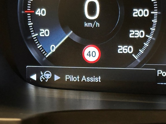 Volvo V90 Cross Country 23 of 30