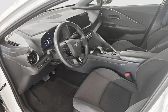 Toyota C-HR 8 of 12