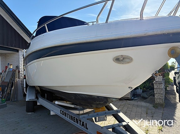 Båt Rinker Captiva 232 Liberty Edition 15 of 30