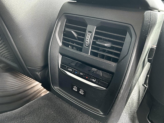 BMW i4 15 of 20