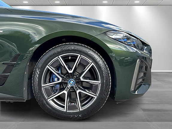BMW i4 7 of 20