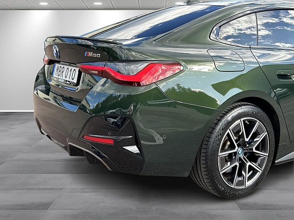 BMW i4 8 of 20