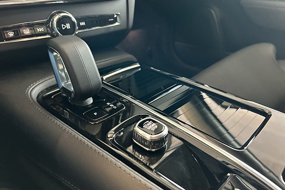 Volvo V90 17 of 26