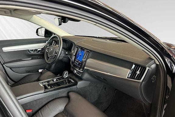 Volvo V90 10 of 26