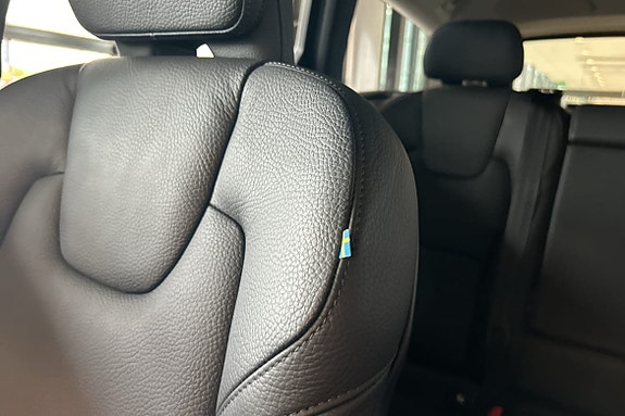Volvo V90 25 of 26
