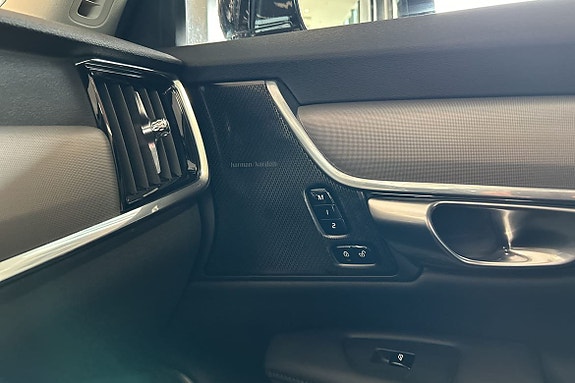 Volvo V90 22 of 26