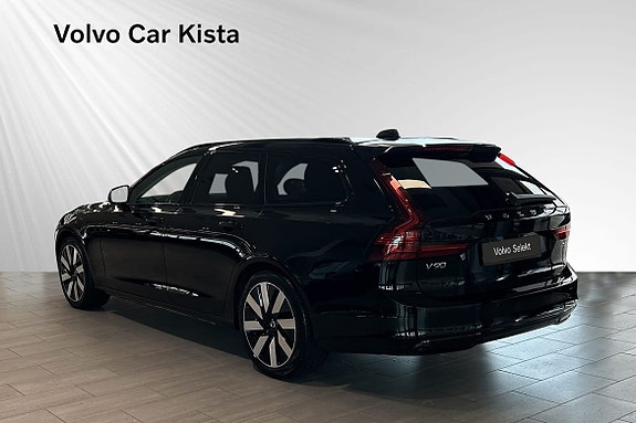 Volvo V90 4 of 26