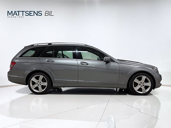 Mercedes-Benz C180 20 of 23