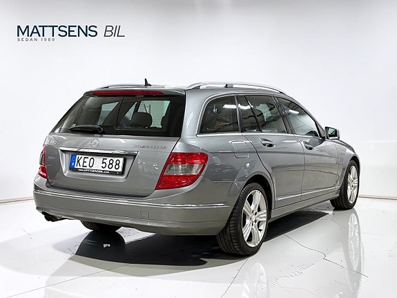 Mercedes-Benz C180 15 of 23