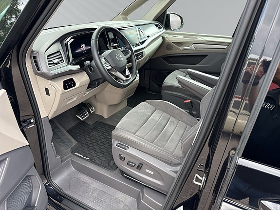 Volkswagen Multivan 6 of 20
