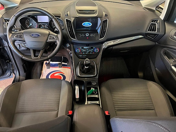 Ford C-Max 8 of 10
