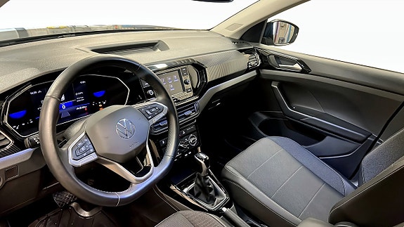 Volkswagen T-Cross 7 of 19