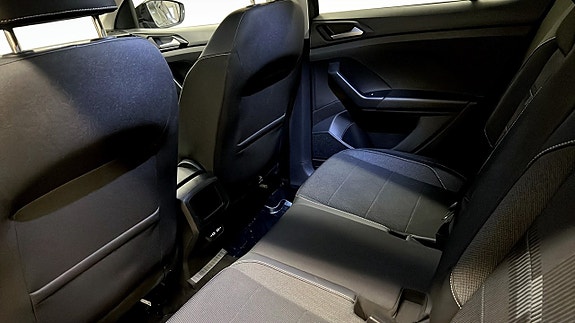 Volkswagen T-Cross 11 of 19