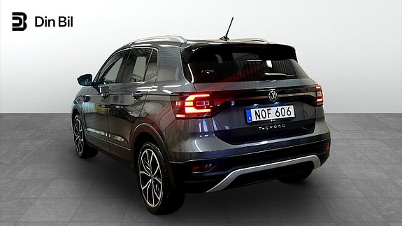 Volkswagen T-Cross 3 of 19