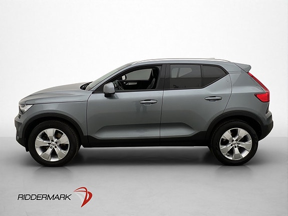 Volvo XC40 4 of 30