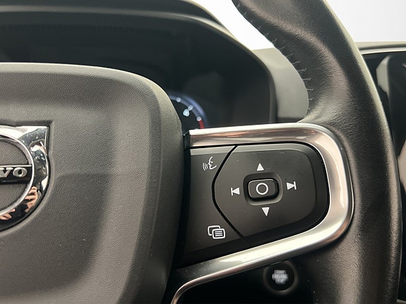 Volvo XC40 29 of 30