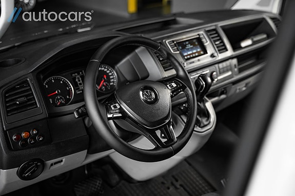 Volkswagen Transporter 20 of 30