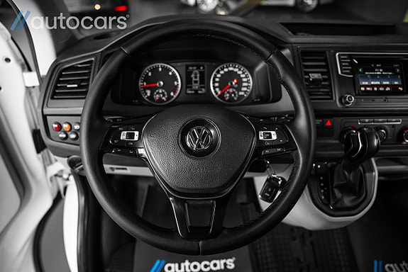Volkswagen Transporter 21 of 30