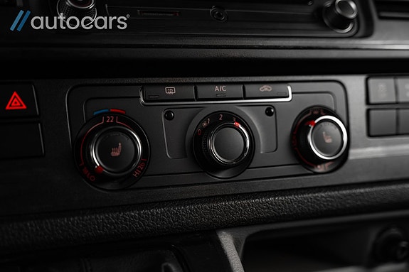 Volkswagen Transporter 26 of 30