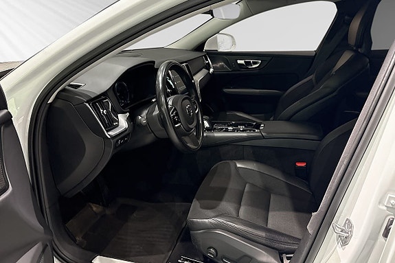 Volvo V60 7 of 19