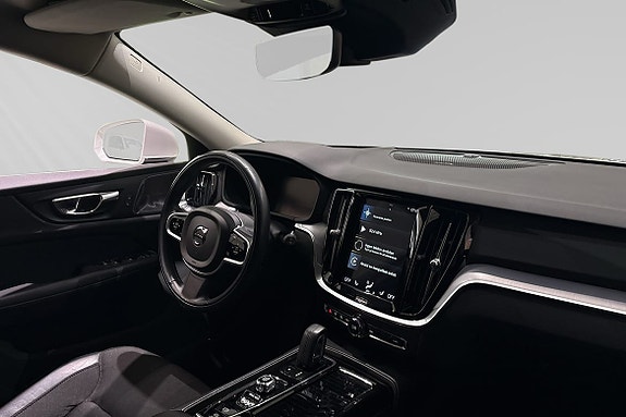 Volvo V60 10 of 19