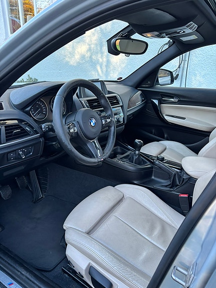 BMW 120d 9 of 13