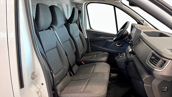 Nissan Primastar 5 of 17
