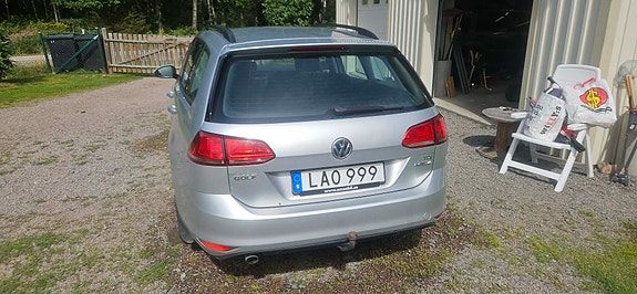 Volkswagen Golf VII 3 of 10