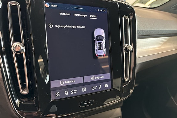 Volvo XC40 27 of 30