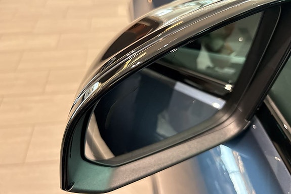Volvo XC40 16 of 30