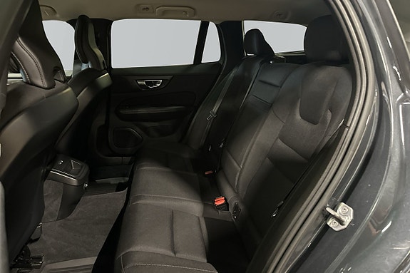 Volvo V60 Cross Country 6 of 6