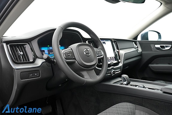 Volvo XC60 15 of 30