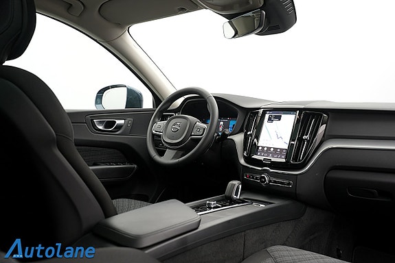 Volvo XC60 14 of 30