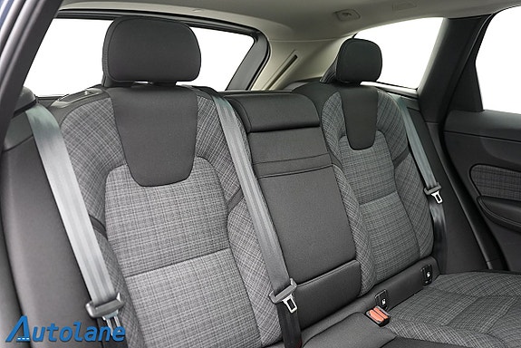 Volvo XC60 27 of 30