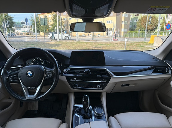 BMW 520d 5 of 7