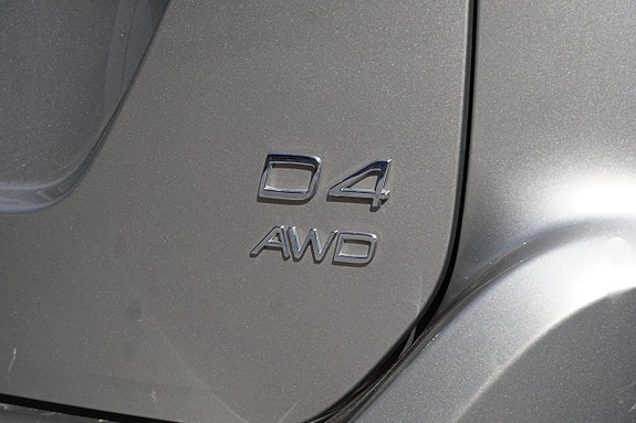 Volvo XC60 12 of 30