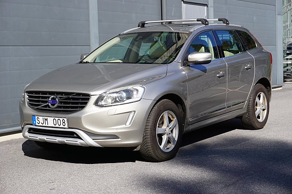 Volvo XC60 9 of 30