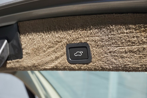 Volvo XC60 15 of 30