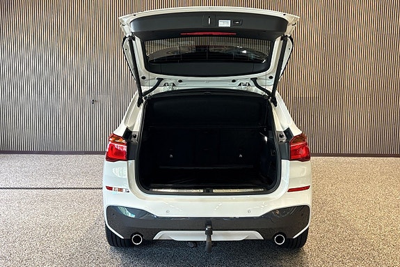 BMW X1 9 of 12