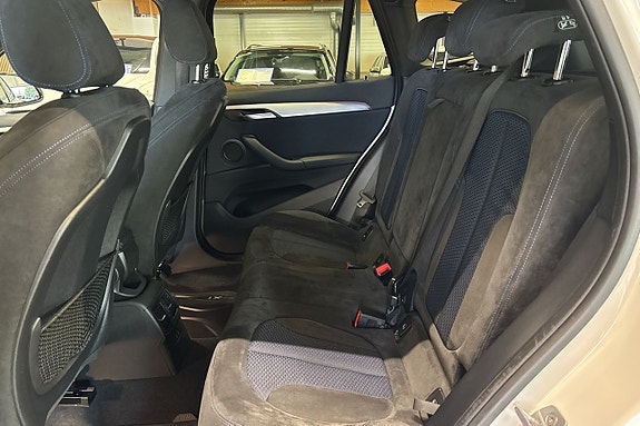 BMW X1 7 of 12