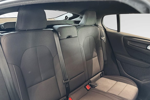 Volvo C40 10 of 30