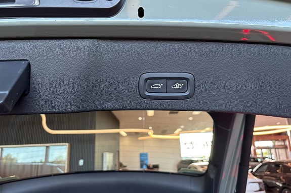 Volvo C40 14 of 30
