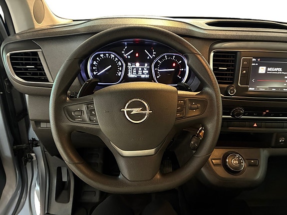 Opel Zafira 12 of 19