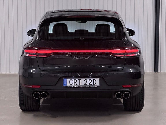Porsche Macan S 8 of 30